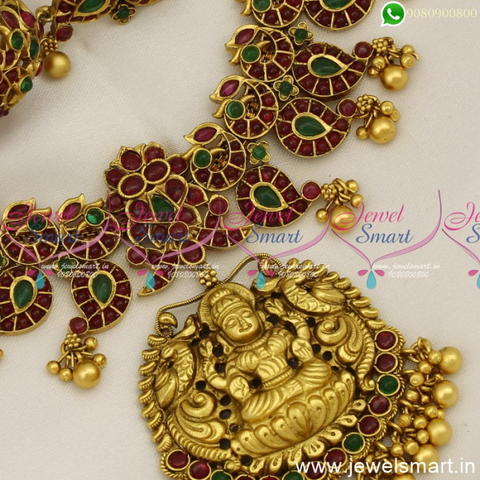 Saree with antique on sale jewellery